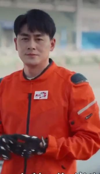 Trở lại đường đua